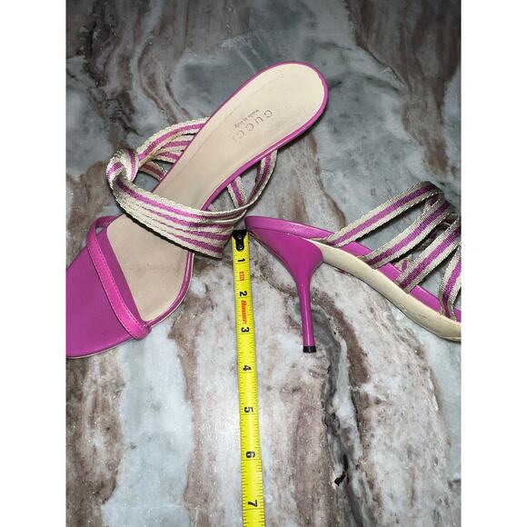 Gucci Pink and Beige Stripe Knotted Sandals Size 8 
Authentic - Picture 2 of 11
